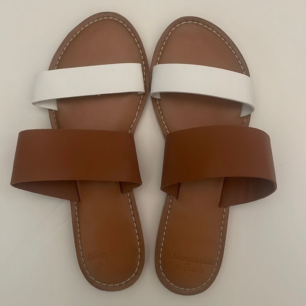 Abercrombie & Fitch Slides